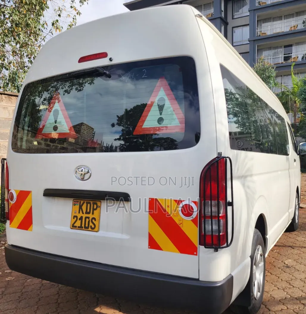 Toyota HiAce 2023 White