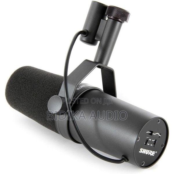 Shure Sm7b Professional Cardioid Dynamic Studio Vocal Microphone Sm-7b - thumbnail 2