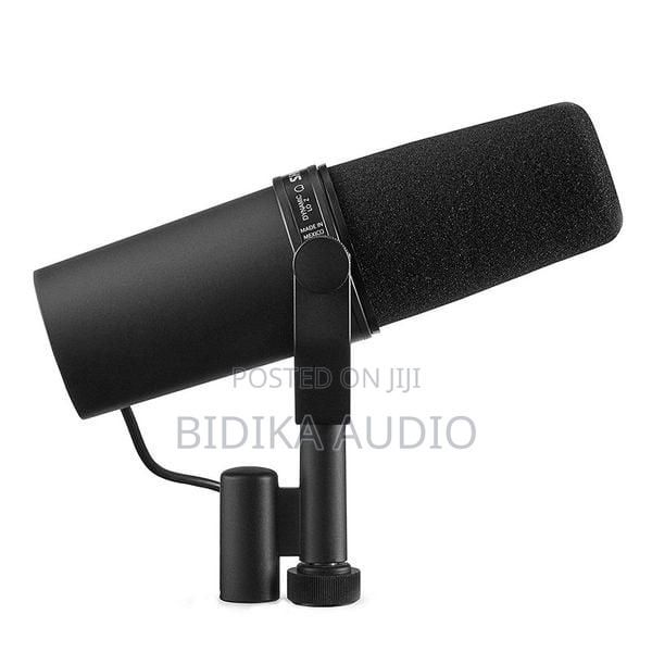 Shure Sm7b Professional Cardioid Dynamic Studio Vocal Microphone Sm-7b - thumbnail 3