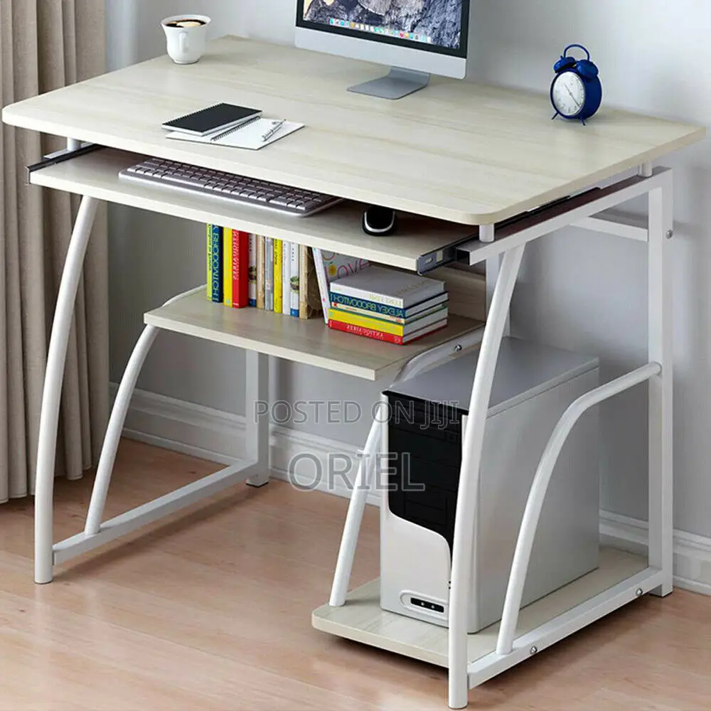 Office Desk : 0.7m Modern Compact Office Computer Desk