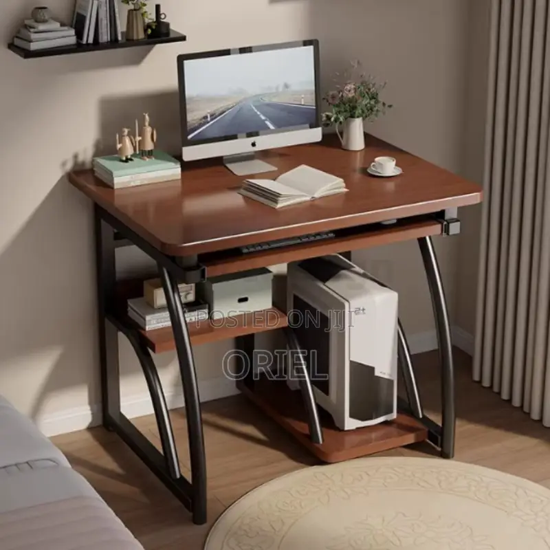 Office Desk : 0.7m Modern Compact Office Computer Desk