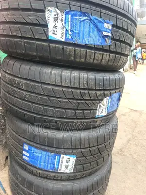 285/45r19 Fortune