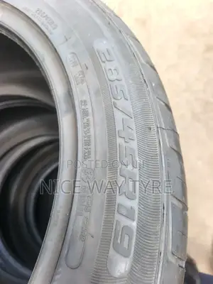 285/45r19 Fortune