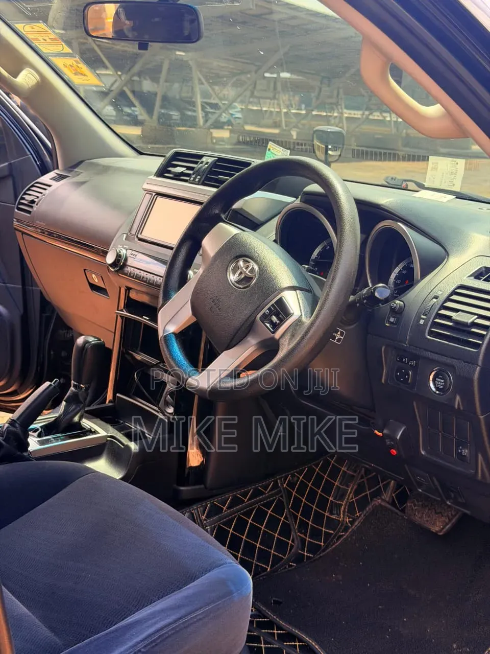 Toyota Land Cruiser Prado 2016 Black
