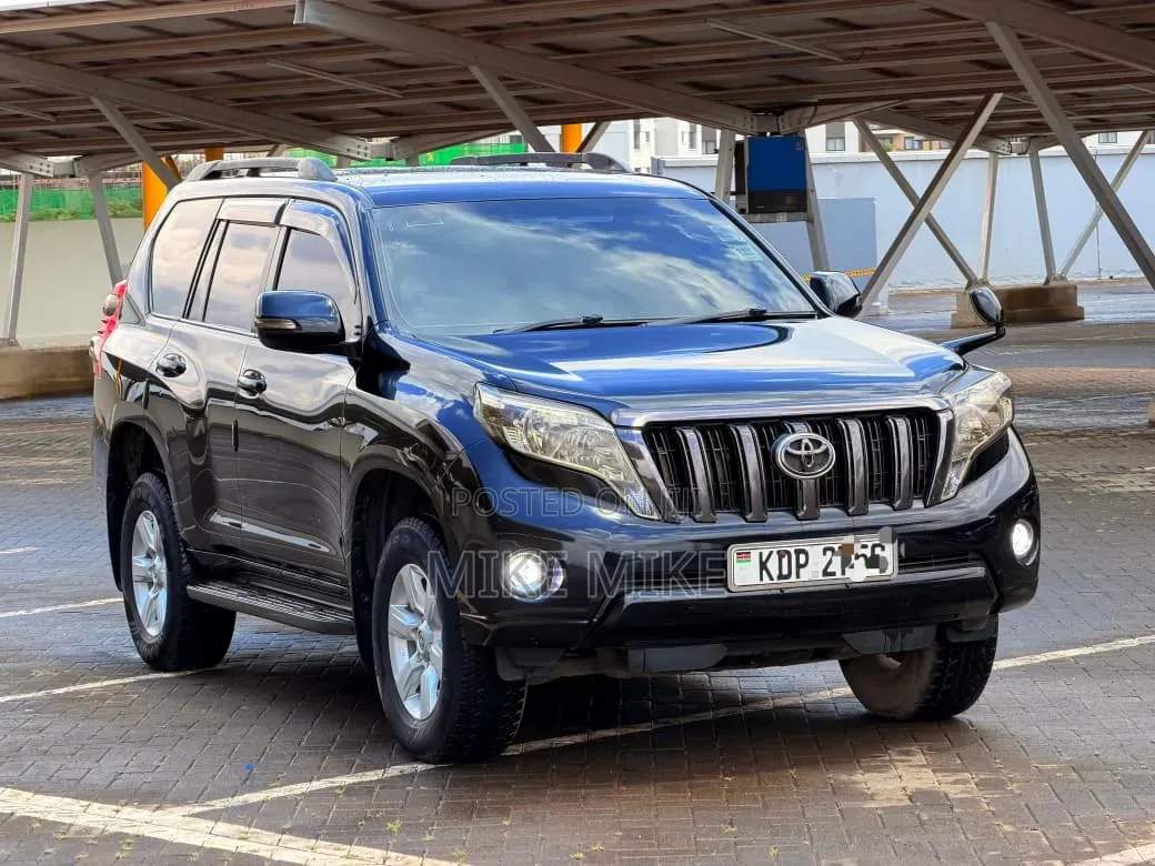 Toyota Land Cruiser Prado 2016 Black