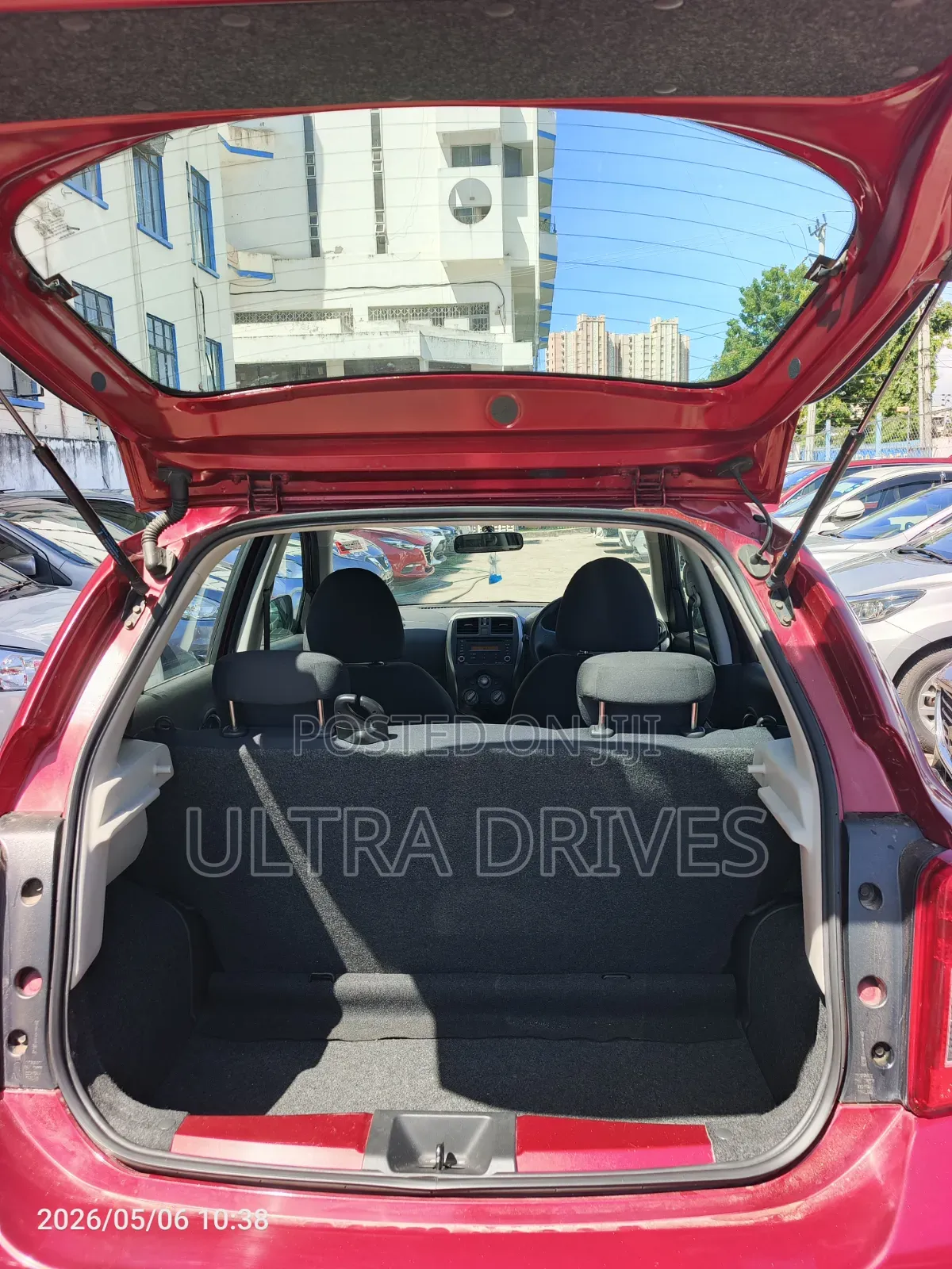 Nissan March 2017 Red
