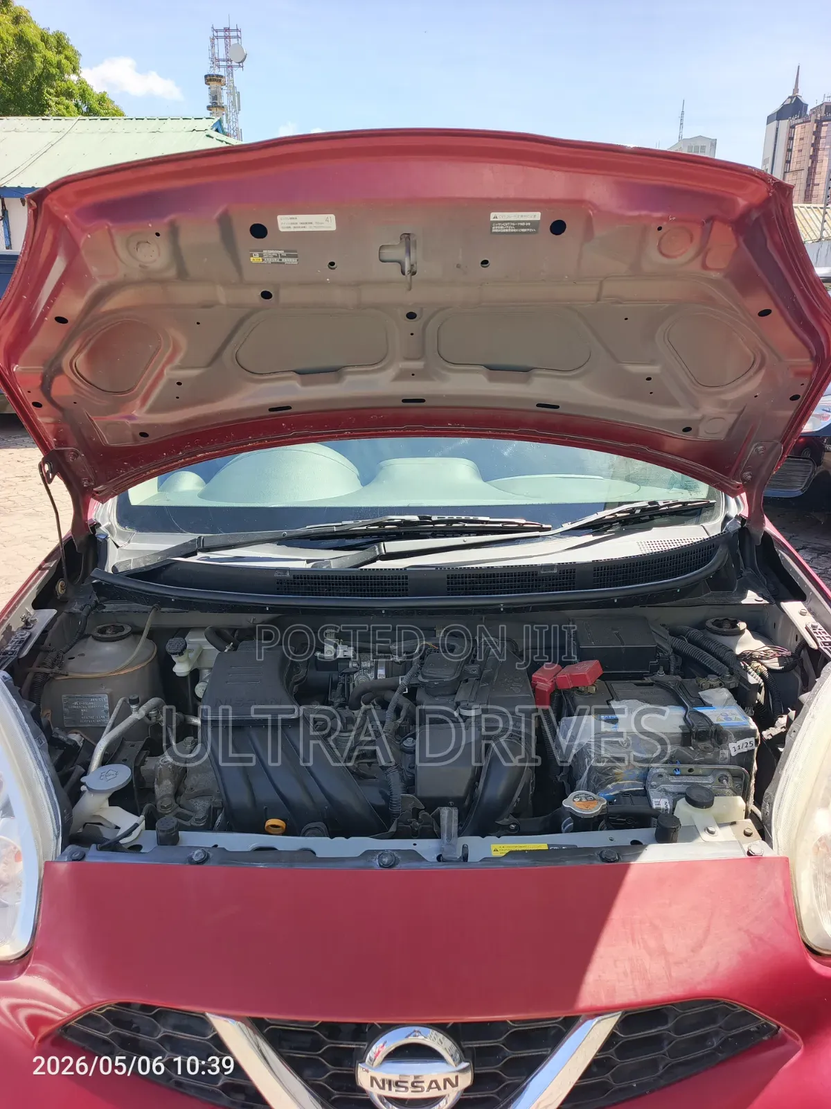 Nissan March 2017 Red