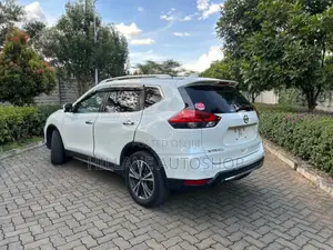 Nissan X-Trail 2018 White