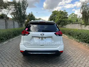 Nissan X-Trail 2018 White