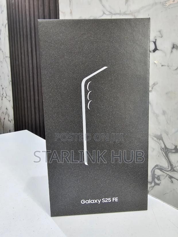 New Samsung Galaxy S25 FE 5G 256 GB Black - thumbnail 2