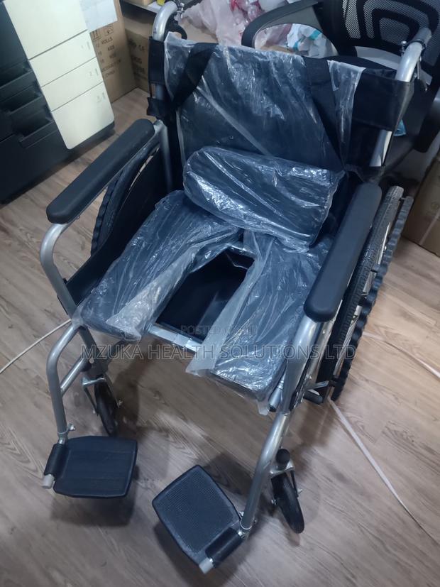 Standard Wheelchair (Commode) - thumbnail 2