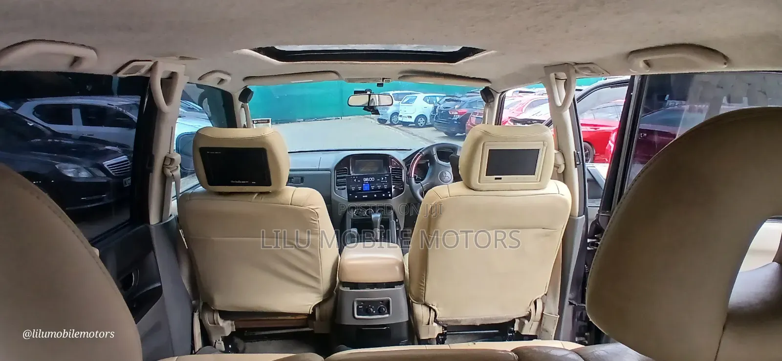 Mitsubishi Pajero Sport 2000 Purple