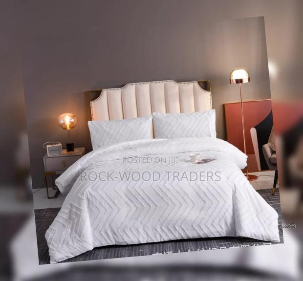 Tufted Duvets Cover With Bedsheet