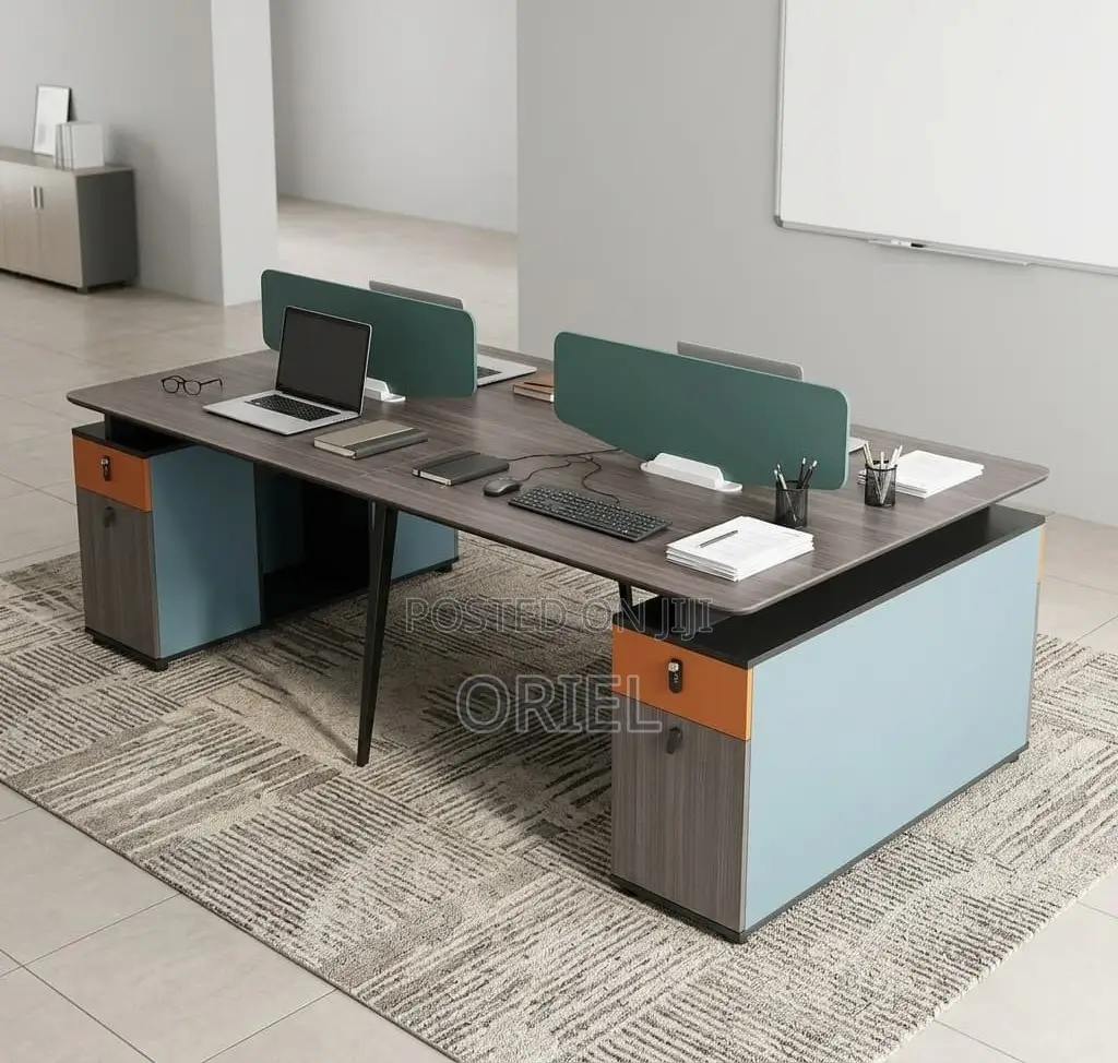 Office Workstation : Modern 4-Person Office Workstation