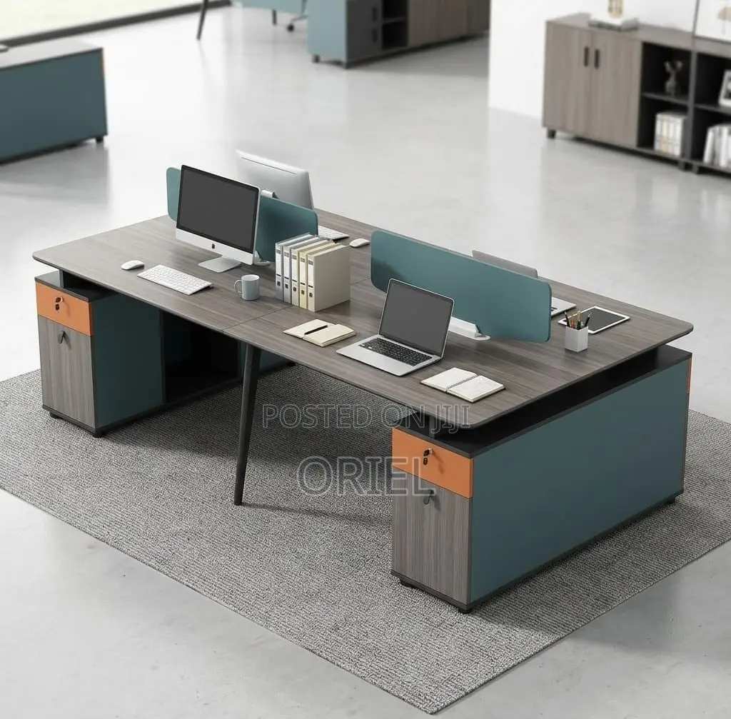 Office Workstation : Modern 4-Person Office Workstation