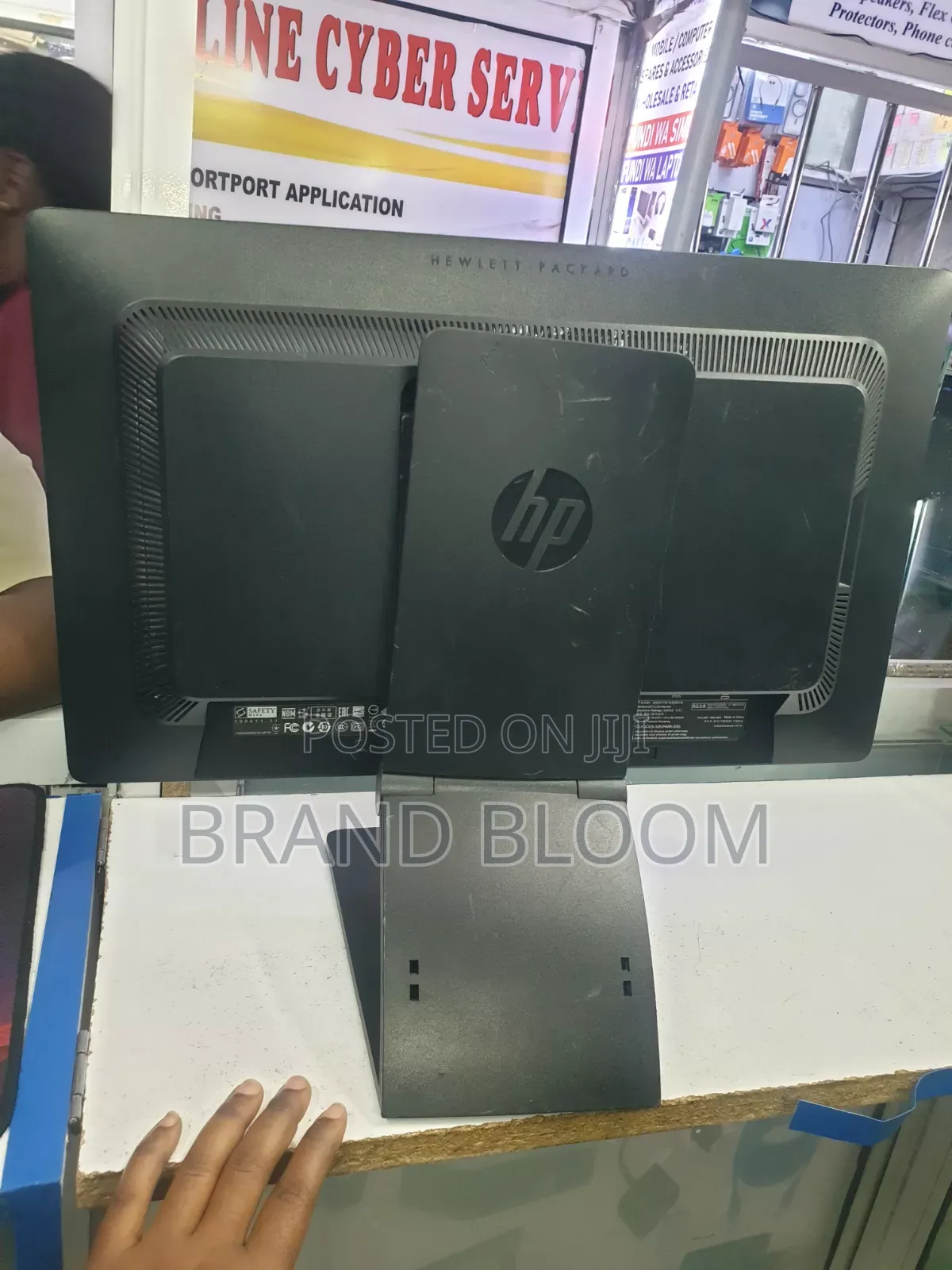 Hp 20" Monitor