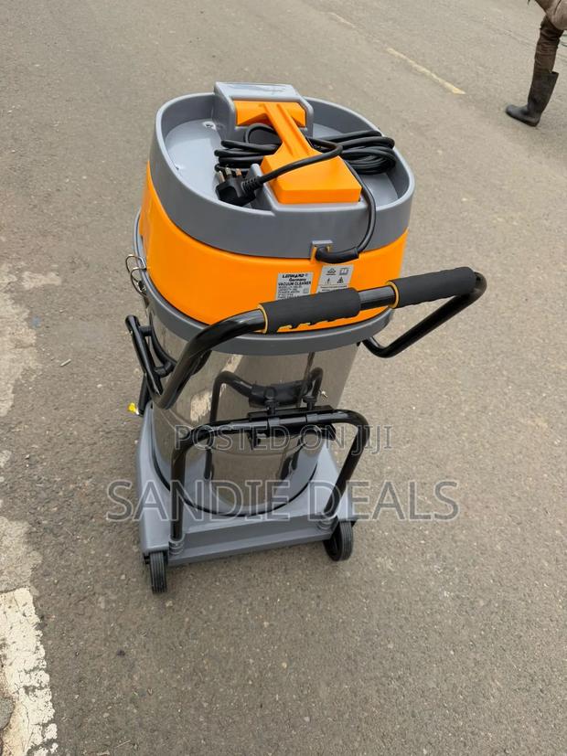 Vacuum Cleaner 100l,200w - main view