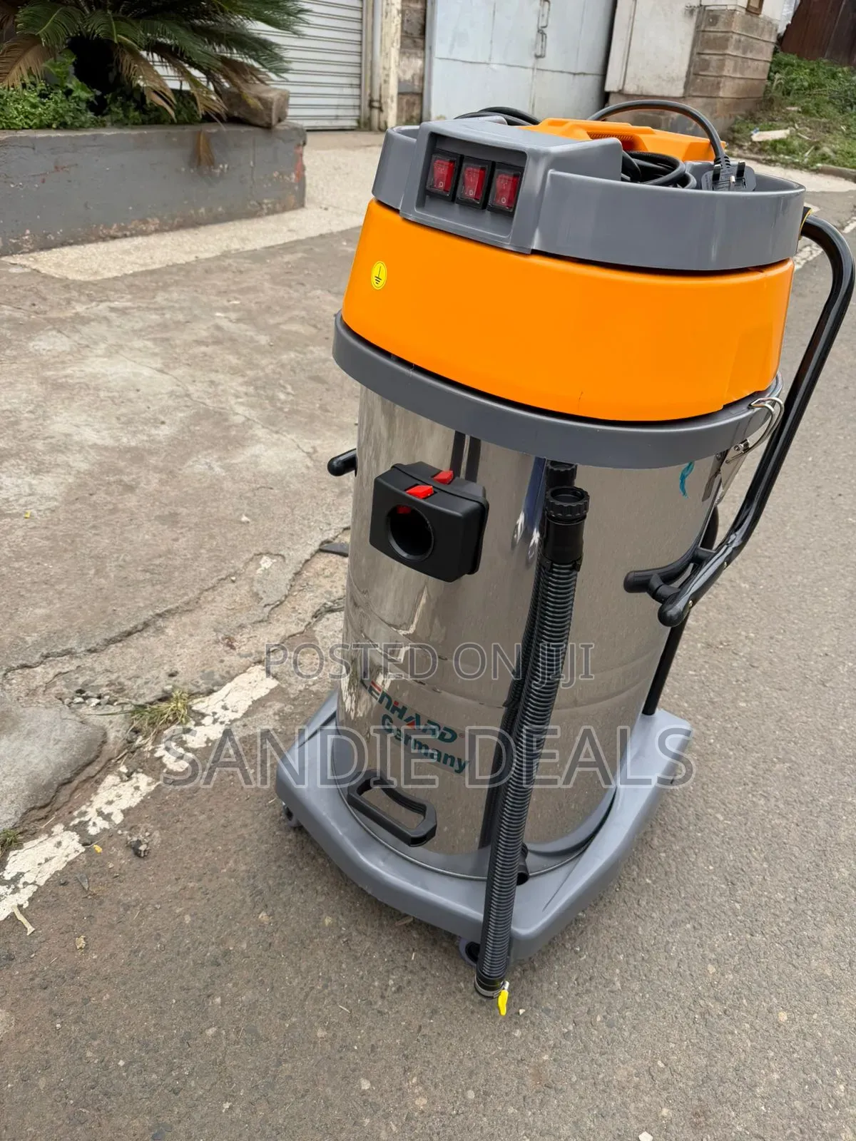 Commercial Vacuum Cleaner 100l