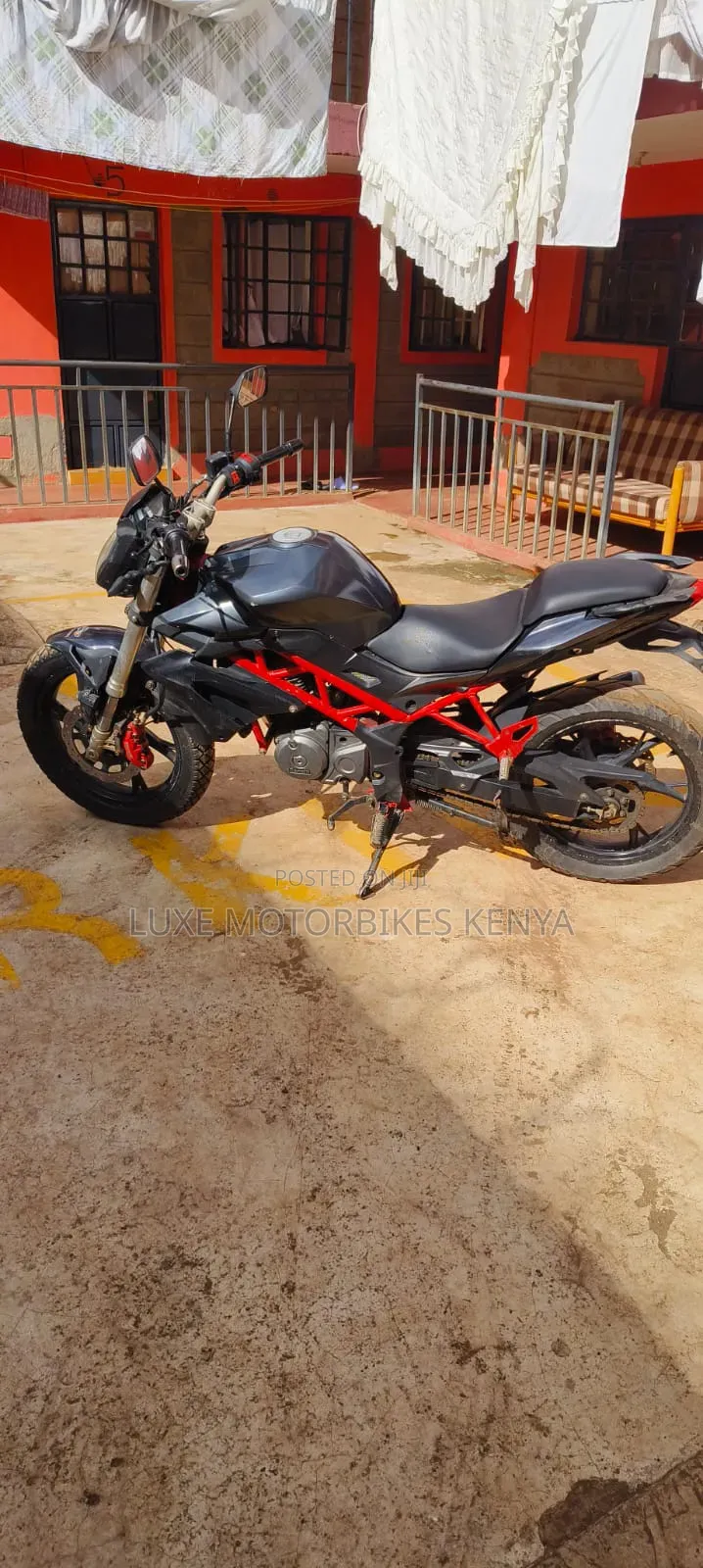 Benelli TNT 2022 Black