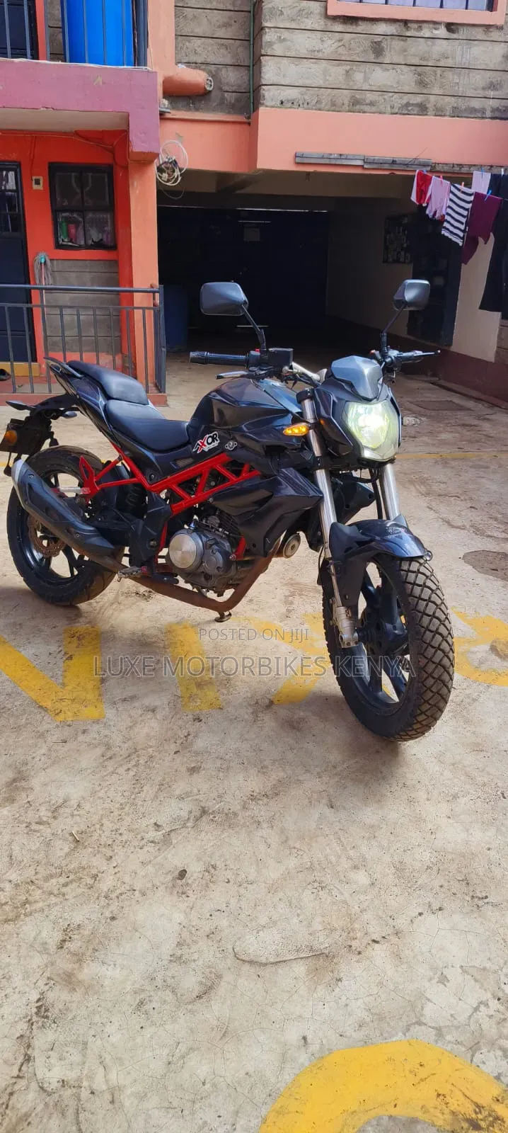 Benelli TNT 2022 Black
