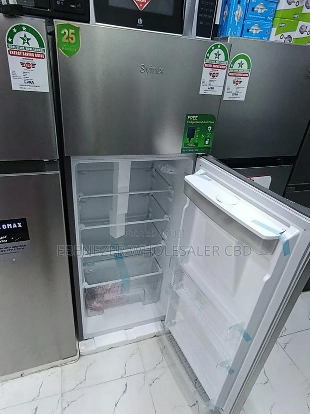 Synix Fridge With Dispenser - main view