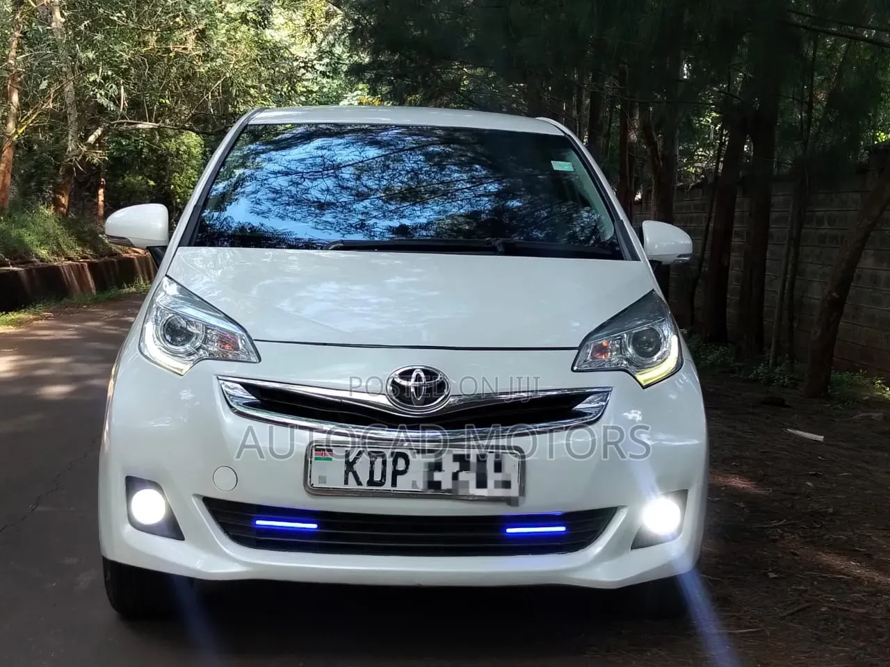 Toyota Ractis 2016 White