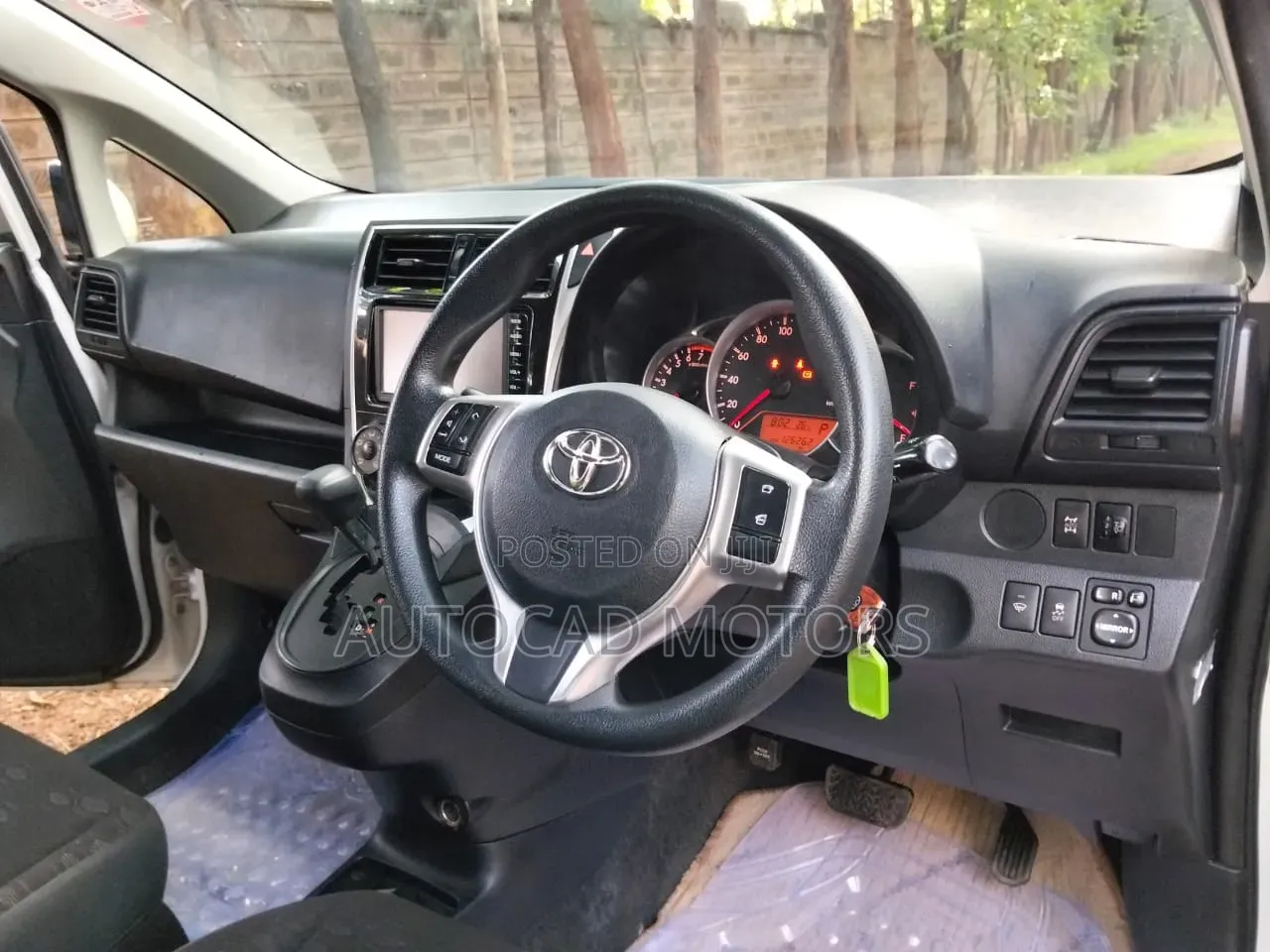 Toyota Ractis 2016 White