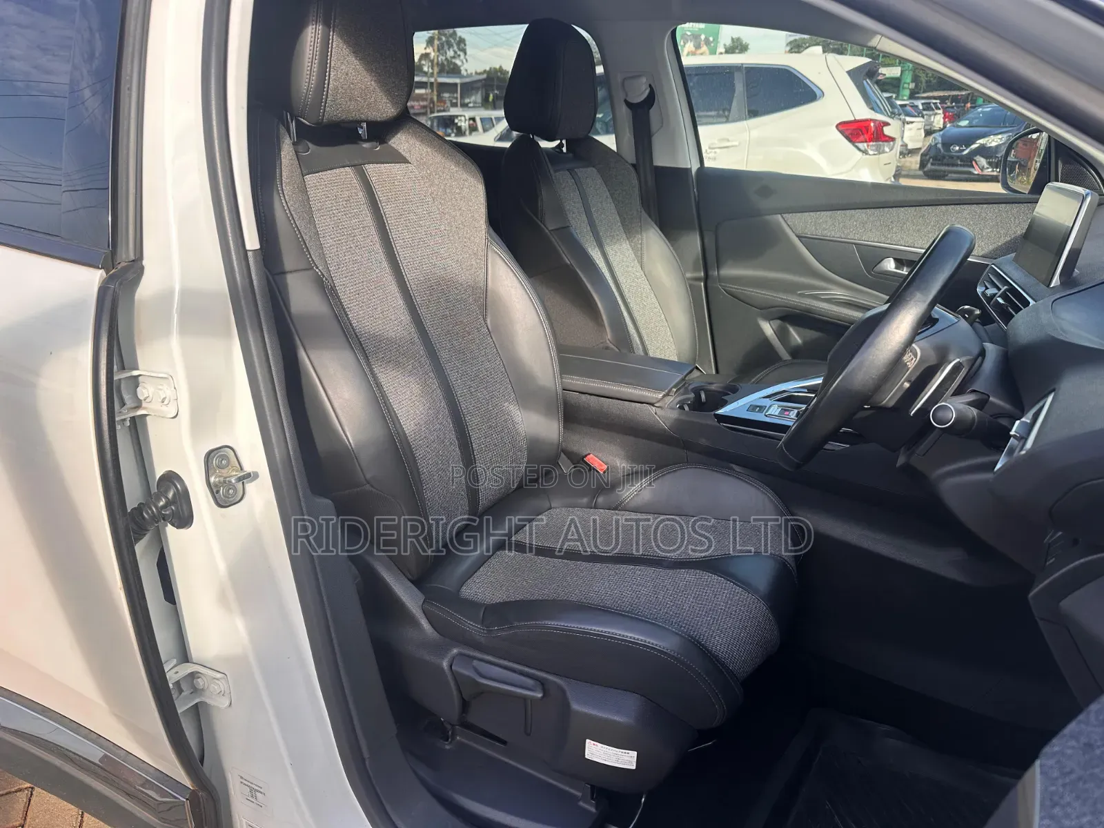 Peugeot 3008 2018 White