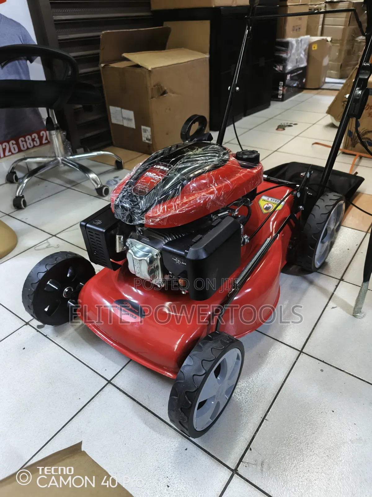 Gasoline Lawnmower Machine/ Lawnmower