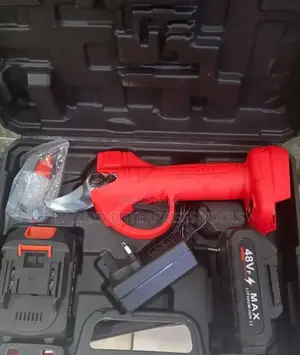 Efficient Cordless Pruning Shear