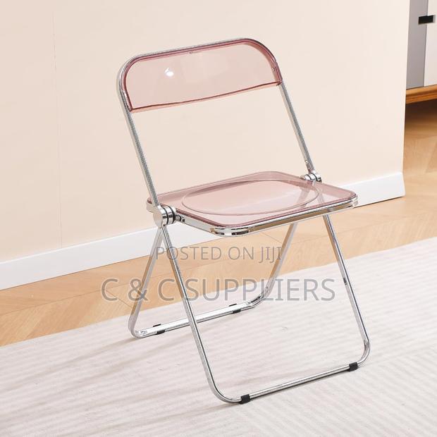 Foldable Plastic Chairs - thumbnail 5