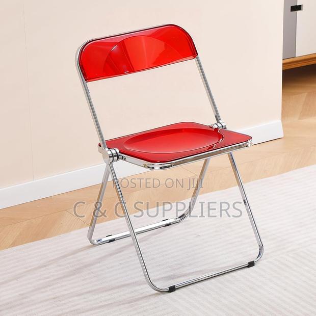 Foldable Plastic Chairs - thumbnail 6