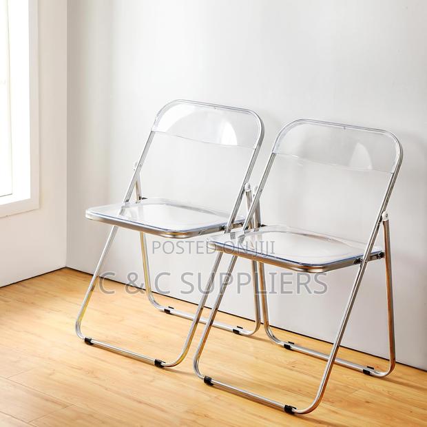 Foldable Plastic Chairs - thumbnail 7