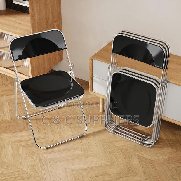 Foldable Plastic Chairs - thumbnail 8