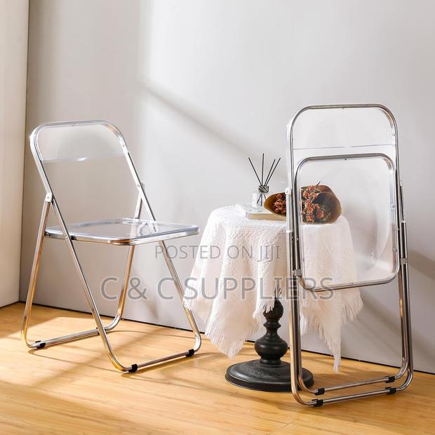Foldable Plastic Chairs - thumbnail 10