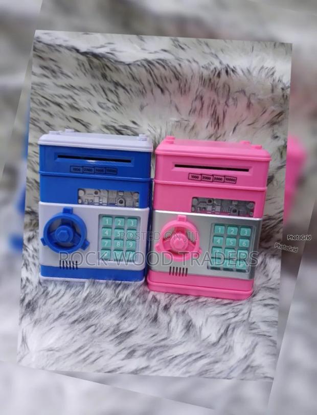 Piggy Bank Piggy Bank - thumbnail 2