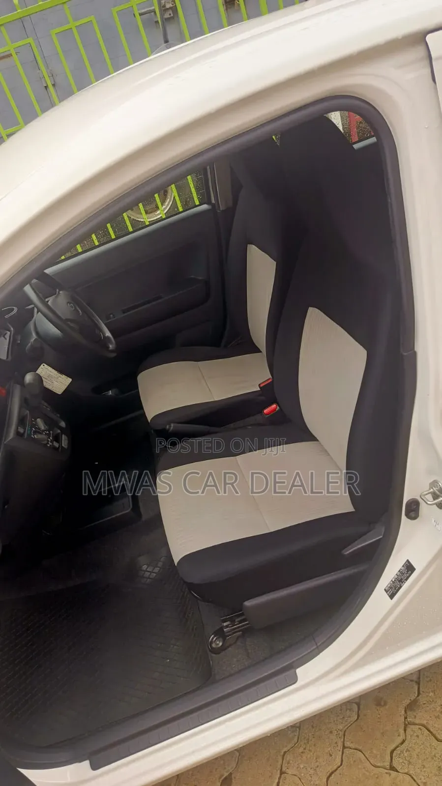 Toyota Pixis 2019 White