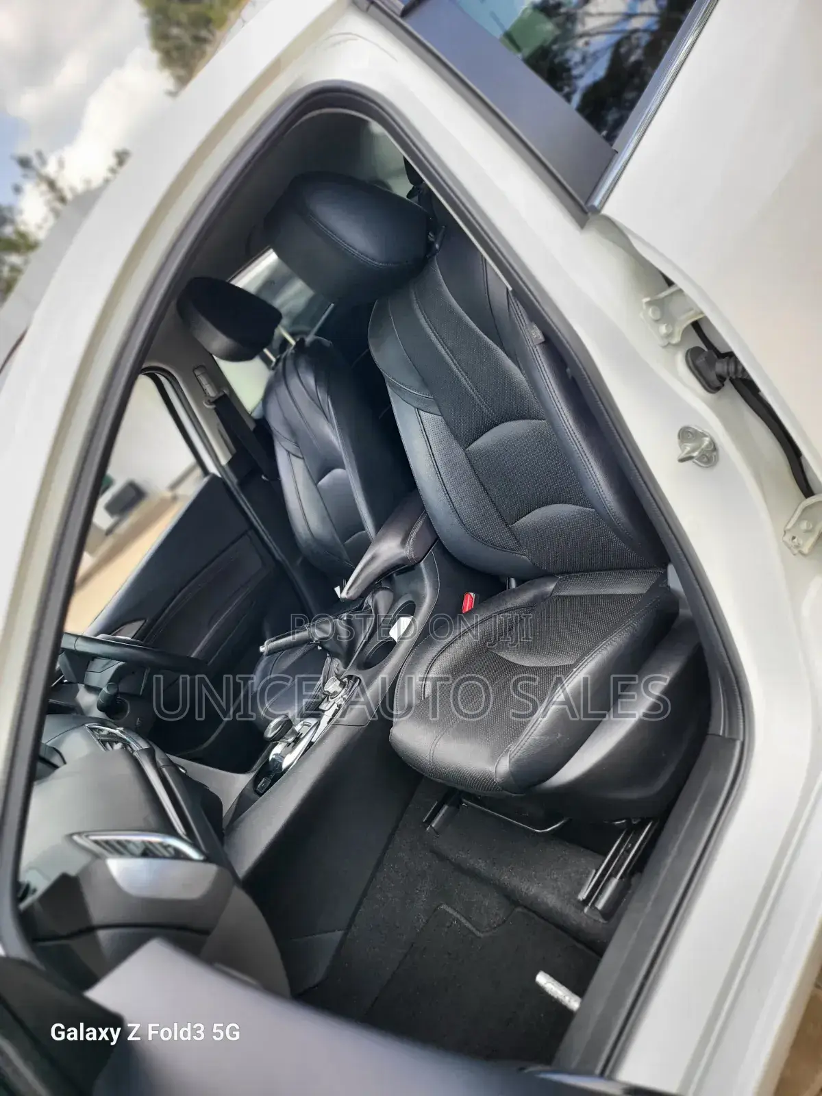 Mazda Axela 2019 White