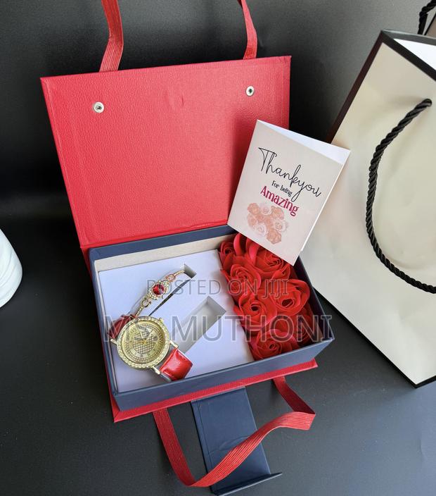 Scarlet  Mothers Day Gift Set - thumbnail 3