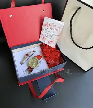 Scarlet  Mothers Day Gift Set