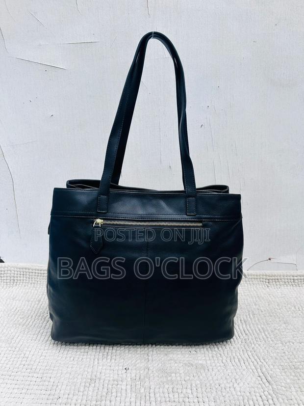 Authentic Miu Miu Black Leather Tote Bag – Excellent Condition - thumbnail 4