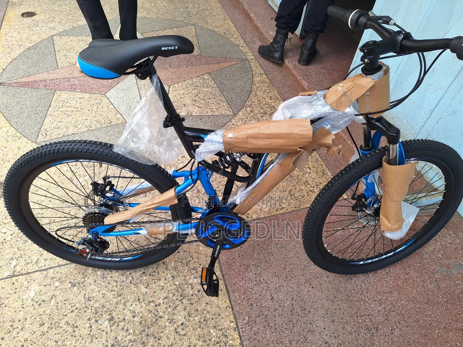 Reset Bicycle Size 24 With Shocks.