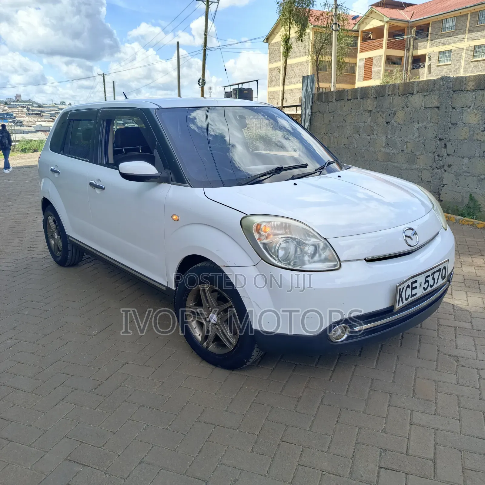 Mazda Verisa 2008 White