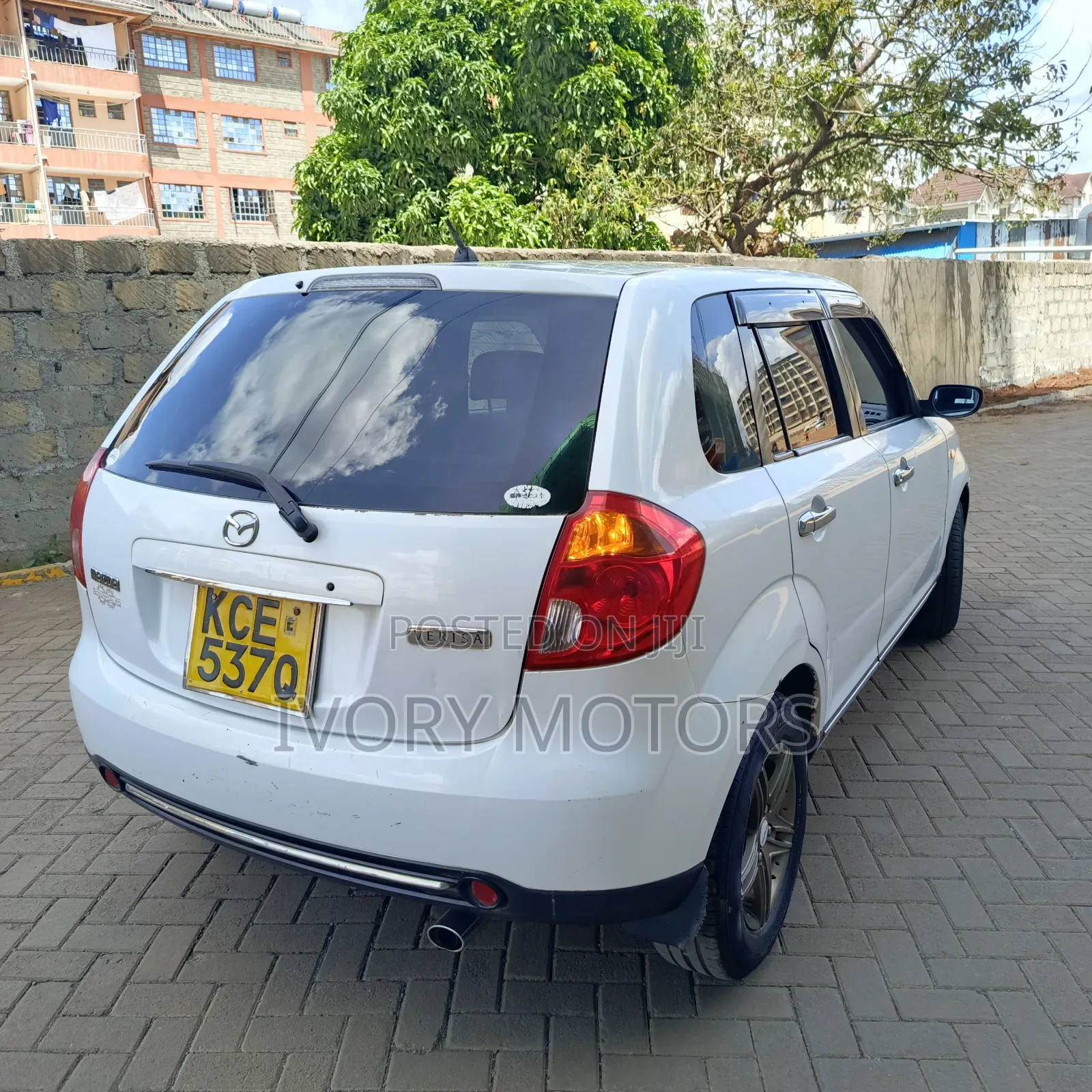 Mazda Verisa 2008 White