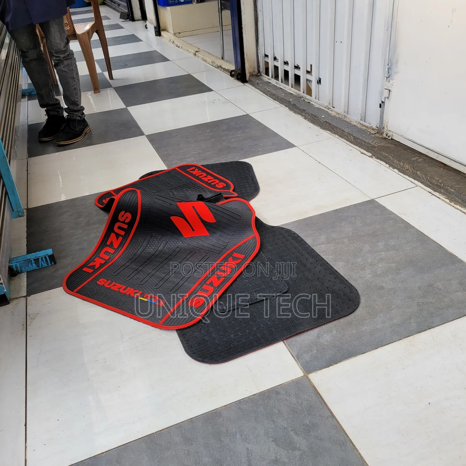 Universal Suzuki Floor Mats 5pcs