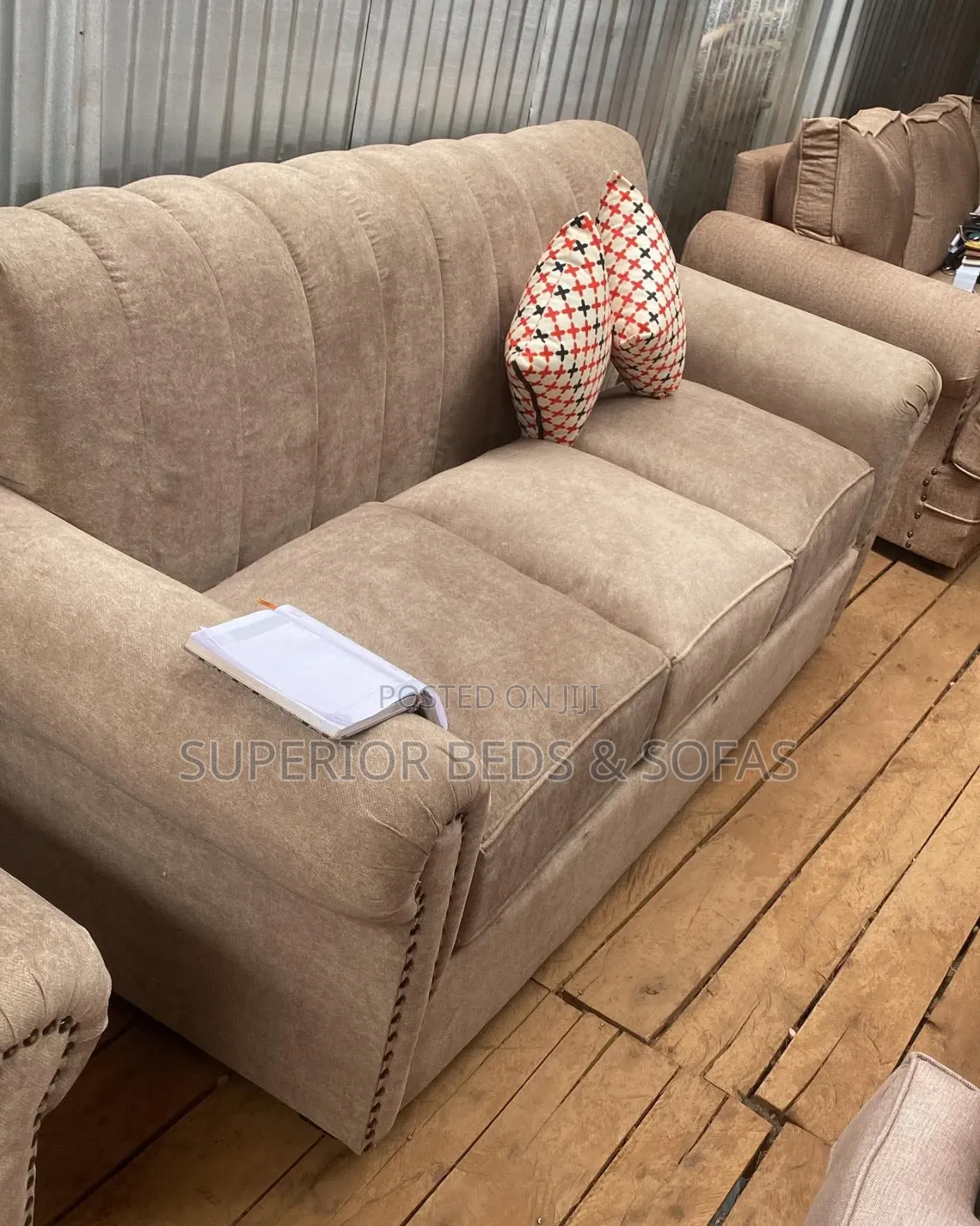 Clean 3 Seater Sofa (Free Delivery)