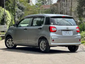 Toyota Passo 2018 Silver