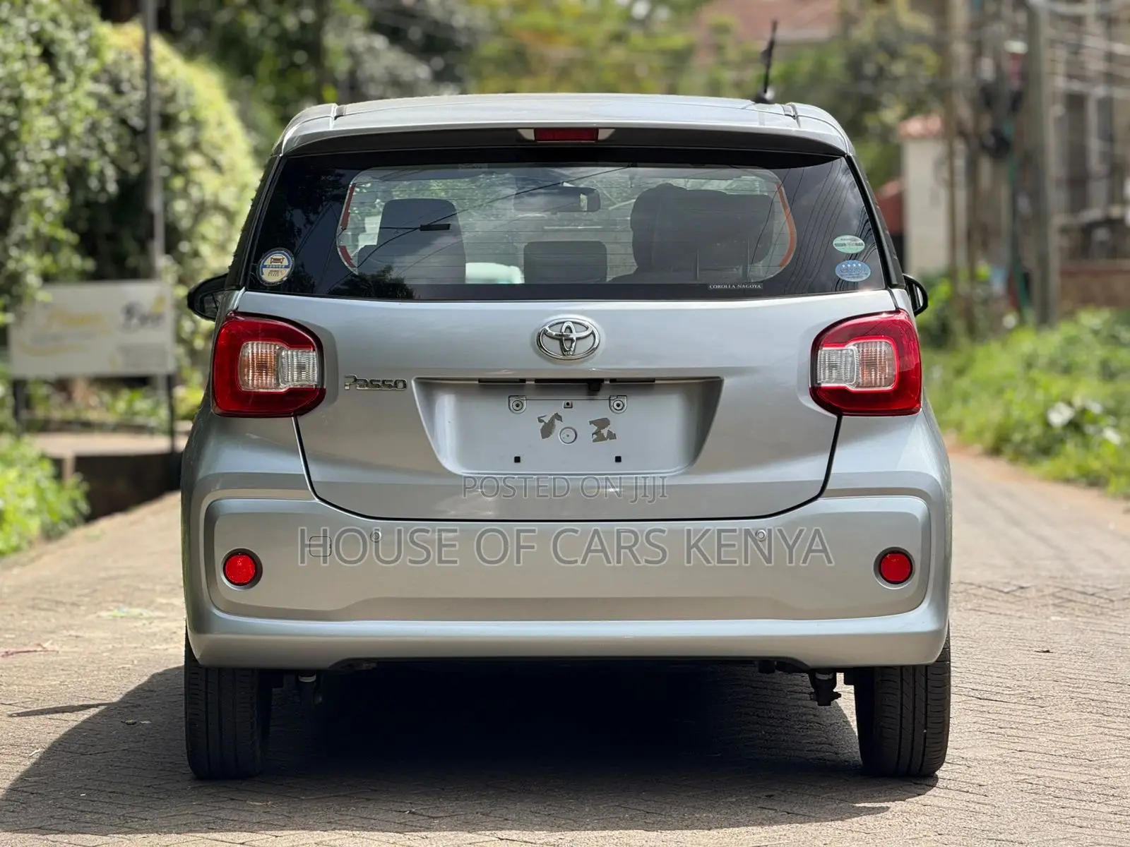 Toyota Passo 2018 Silver