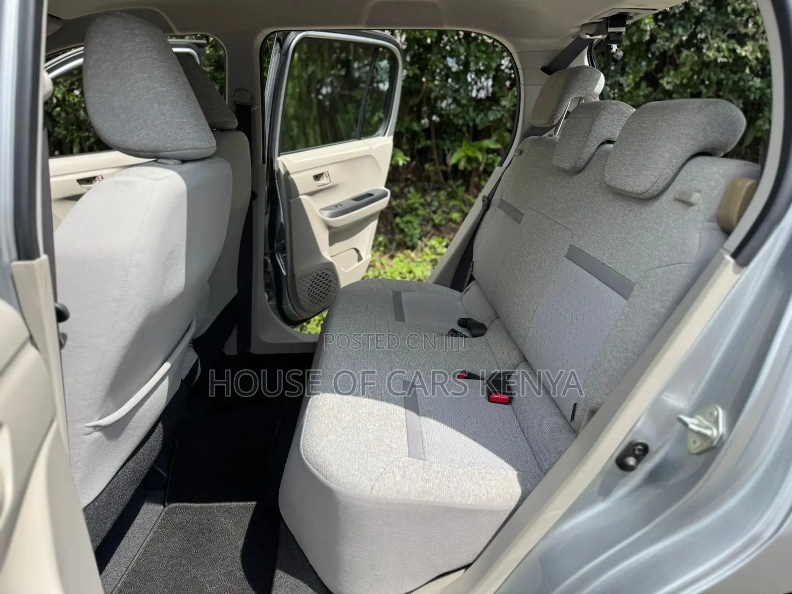 Toyota Passo 2018 Silver