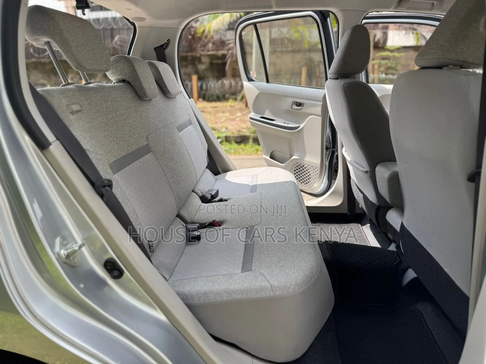 Toyota Passo 2018 Silver